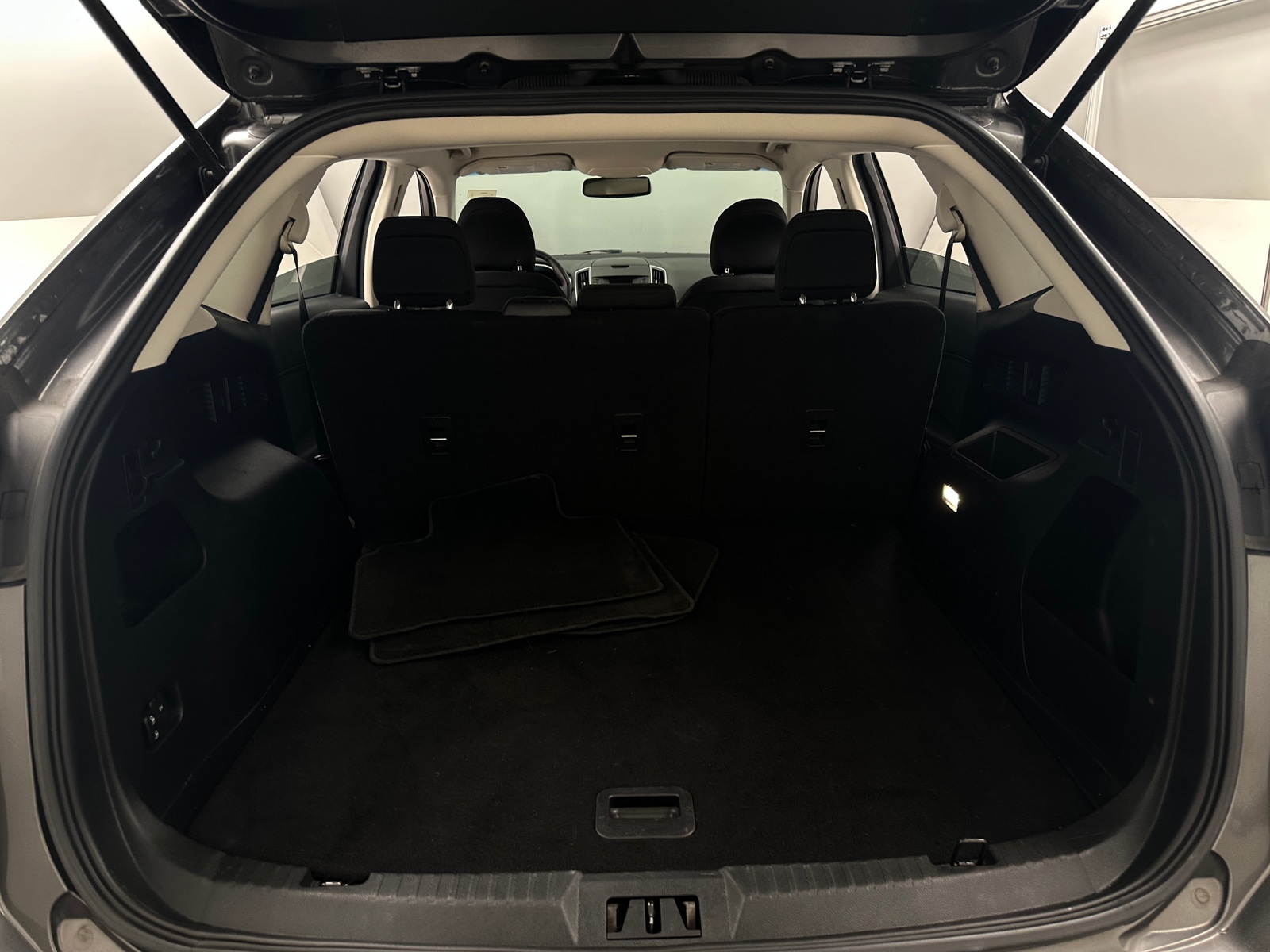 Thumbnail: 2018 Ford Edge - 7