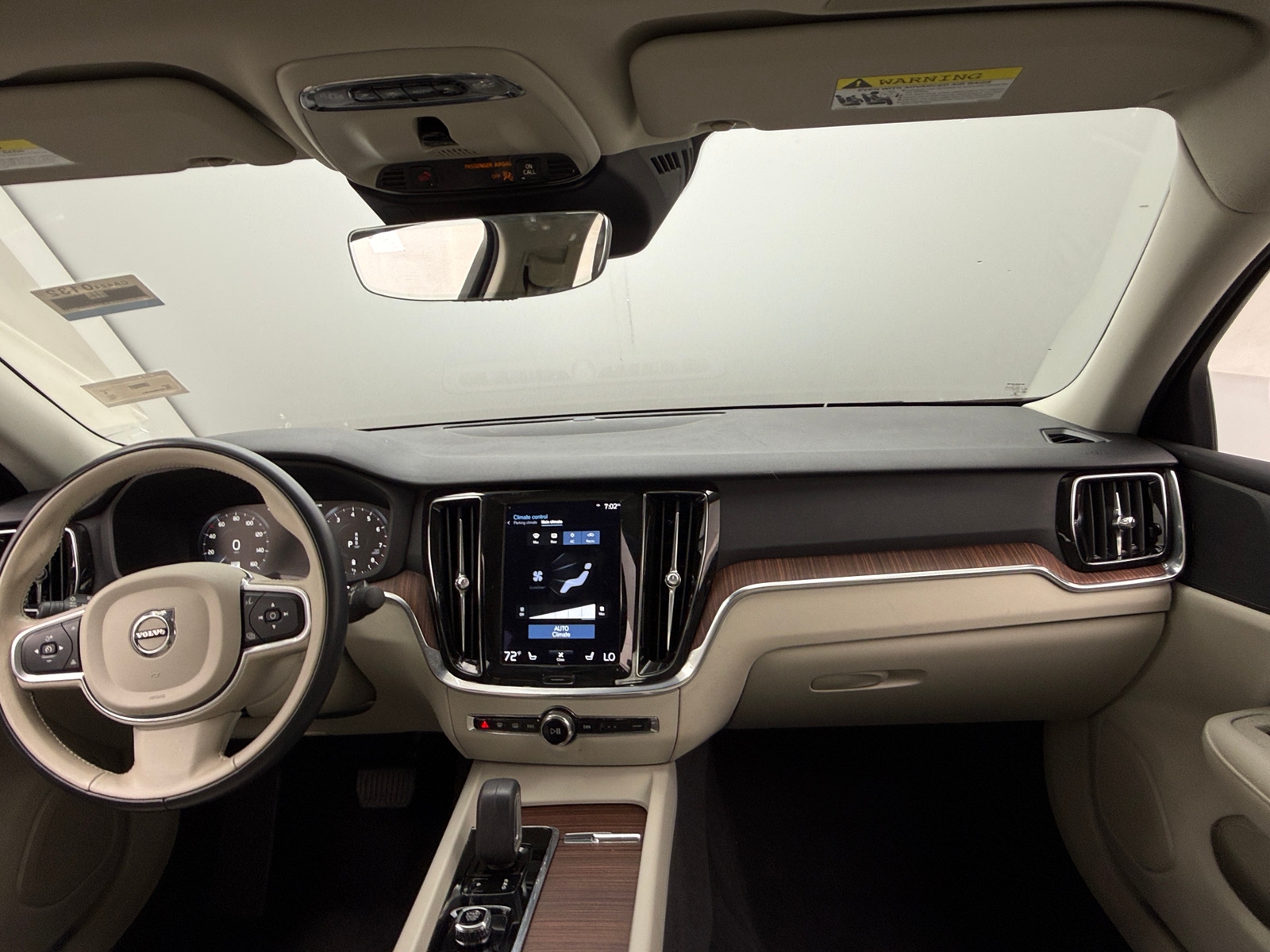 Thumbnail: 2022 Volvo S60 - 2