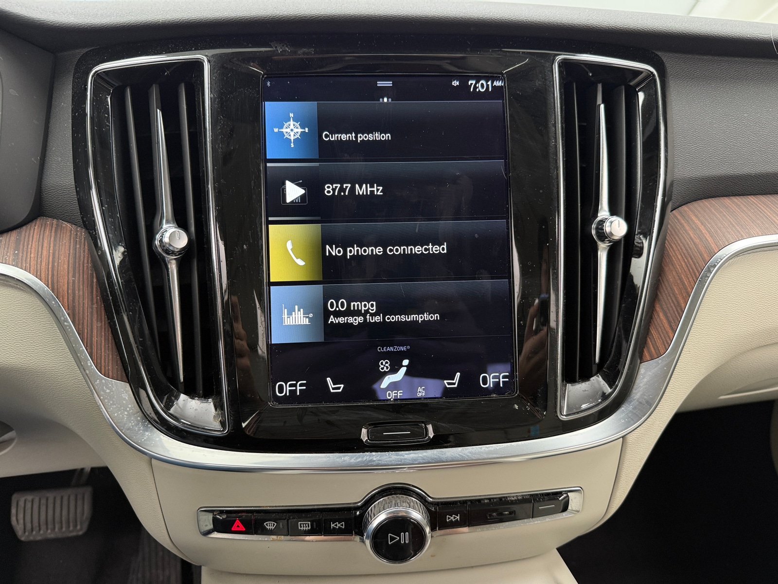 Thumbnail: 2022 Volvo S60 - 3