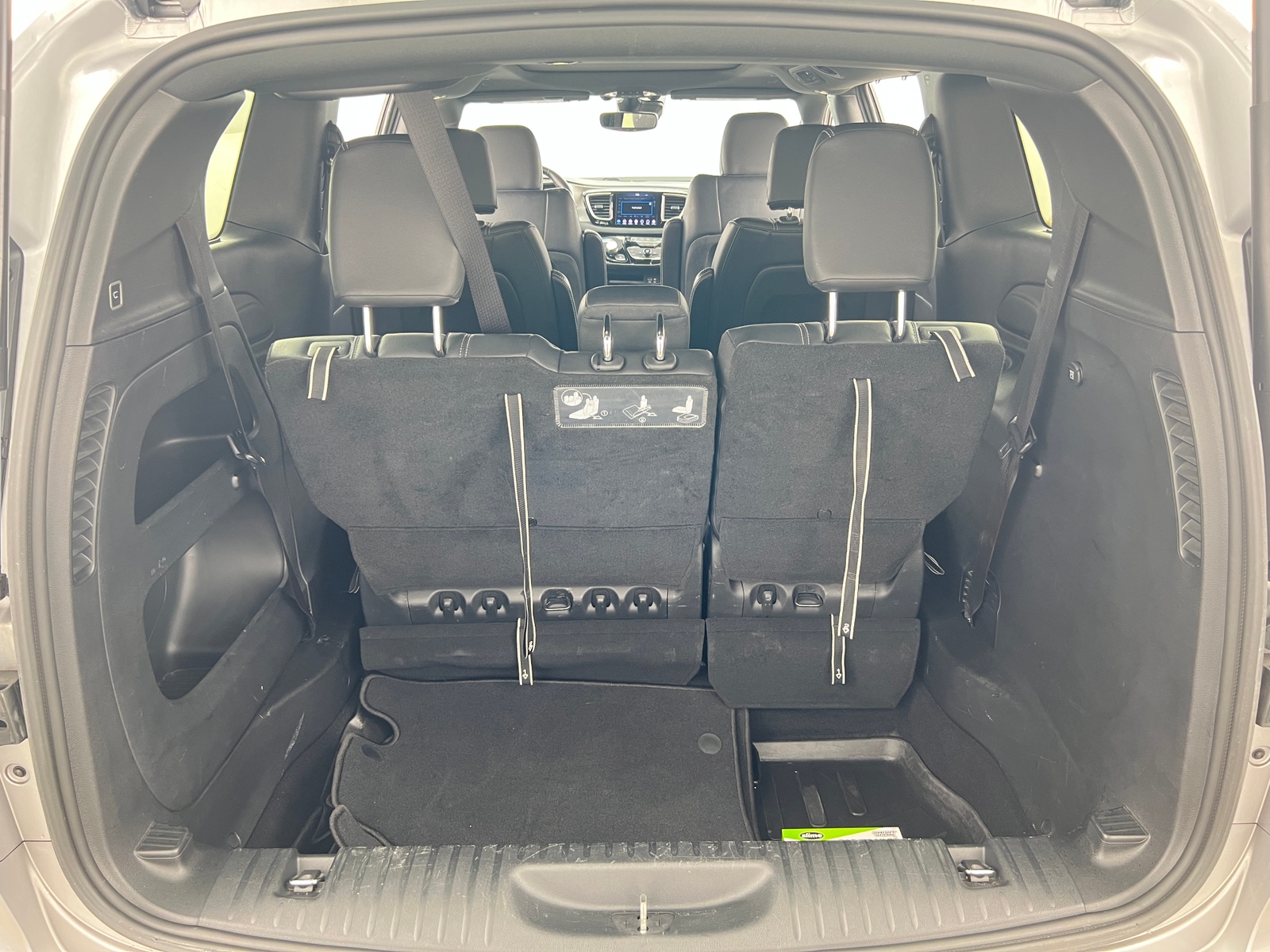 Thumbnail: 2020 Chrysler Pacifica - 6