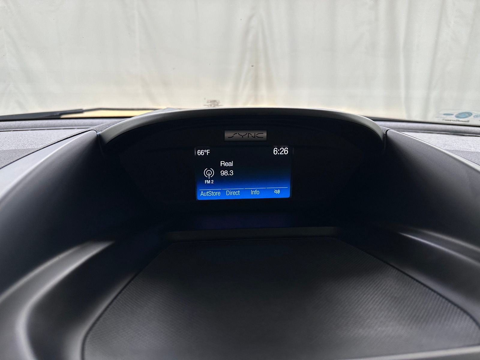 Thumbnail: 2017 Ford Escape - 4