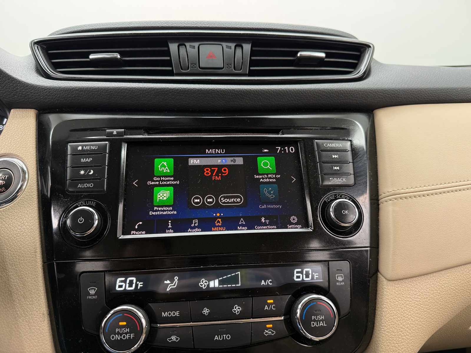 Thumbnail: 2019 Nissan Rogue - 3