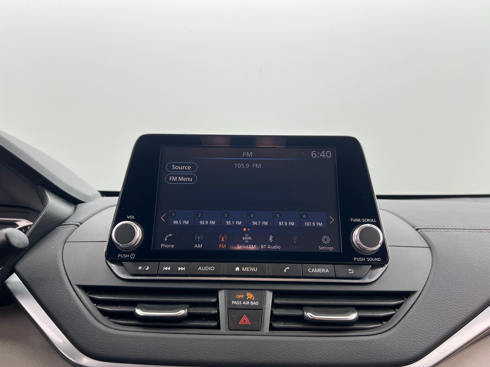 Thumbnail: 2019 Nissan Altima - 4