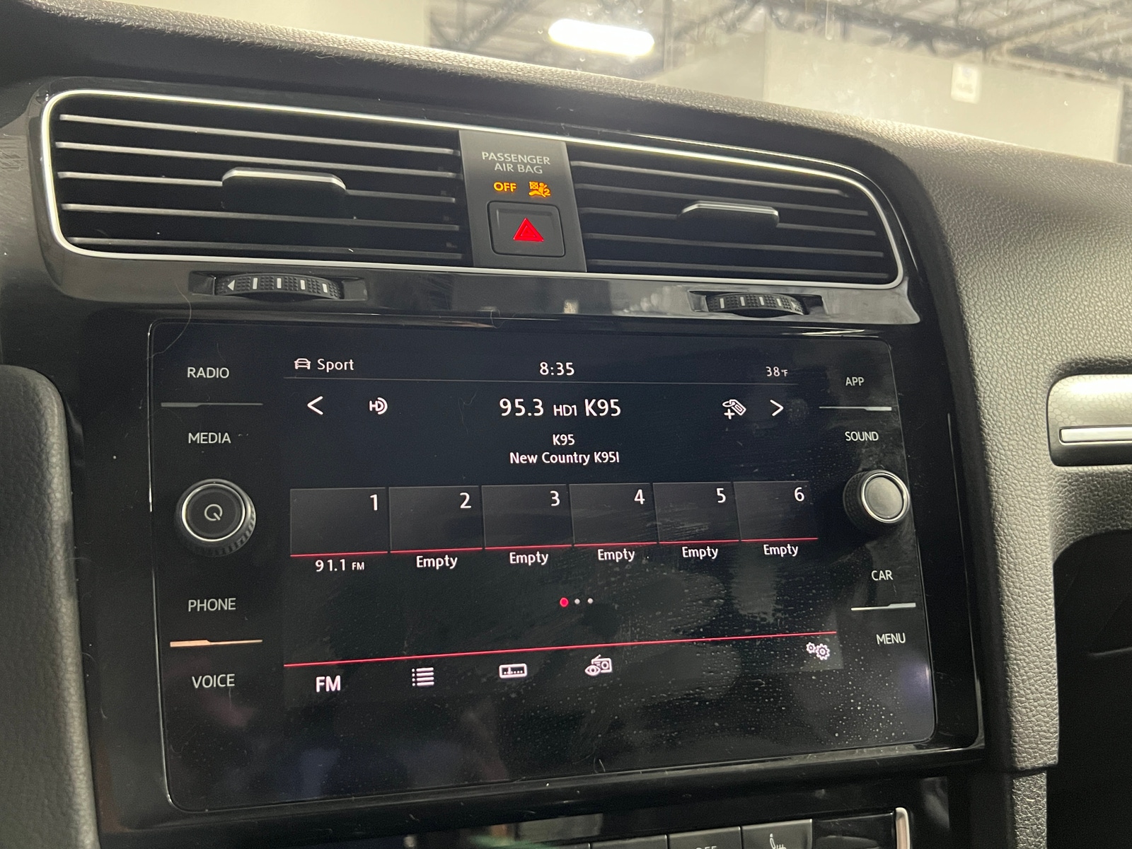 Thumbnail: 2019 Volkswagen Golf - 3