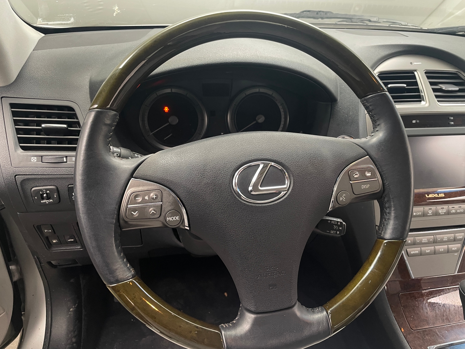 Thumbnail: 2010 Lexus ES - 4