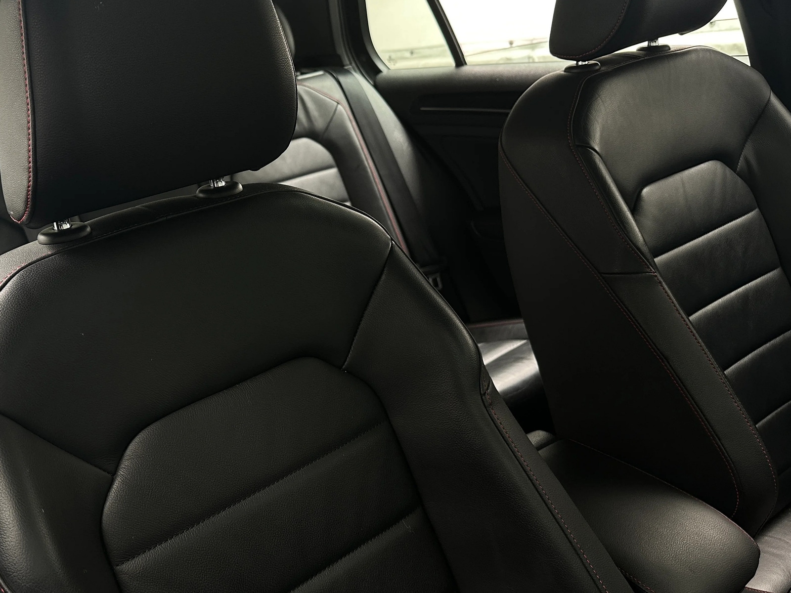 Thumbnail: 2015 Volkswagen Golf - 2