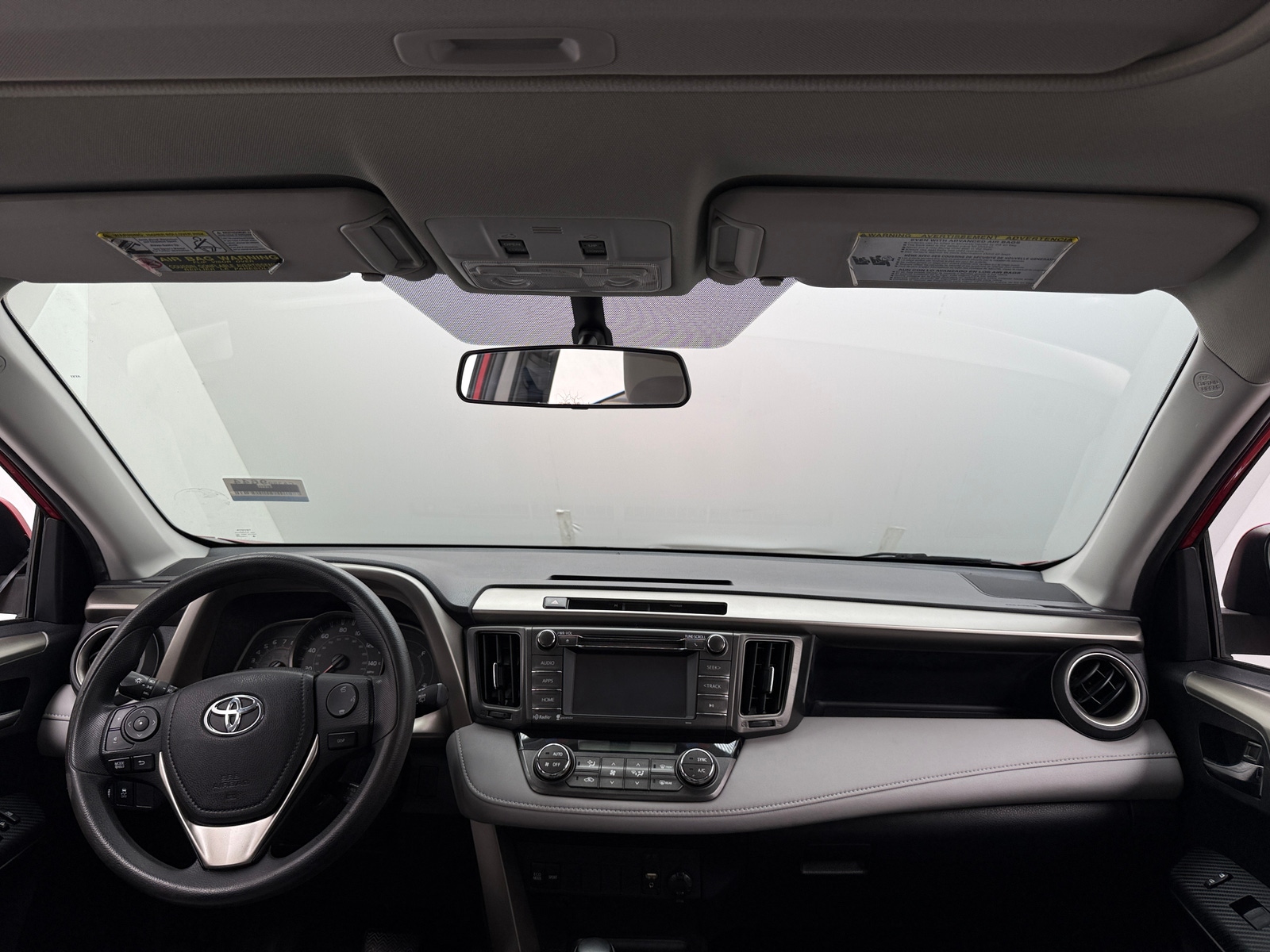 Thumbnail: 2015 Toyota RAV4 - 3