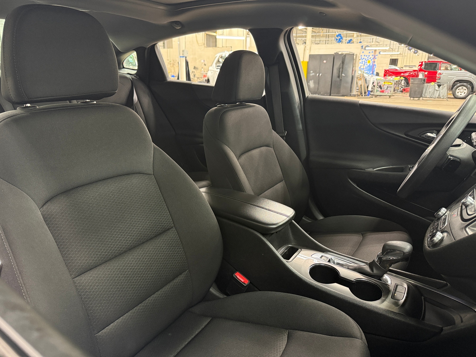 Thumbnail: 2024 Chevrolet Malibu - 2