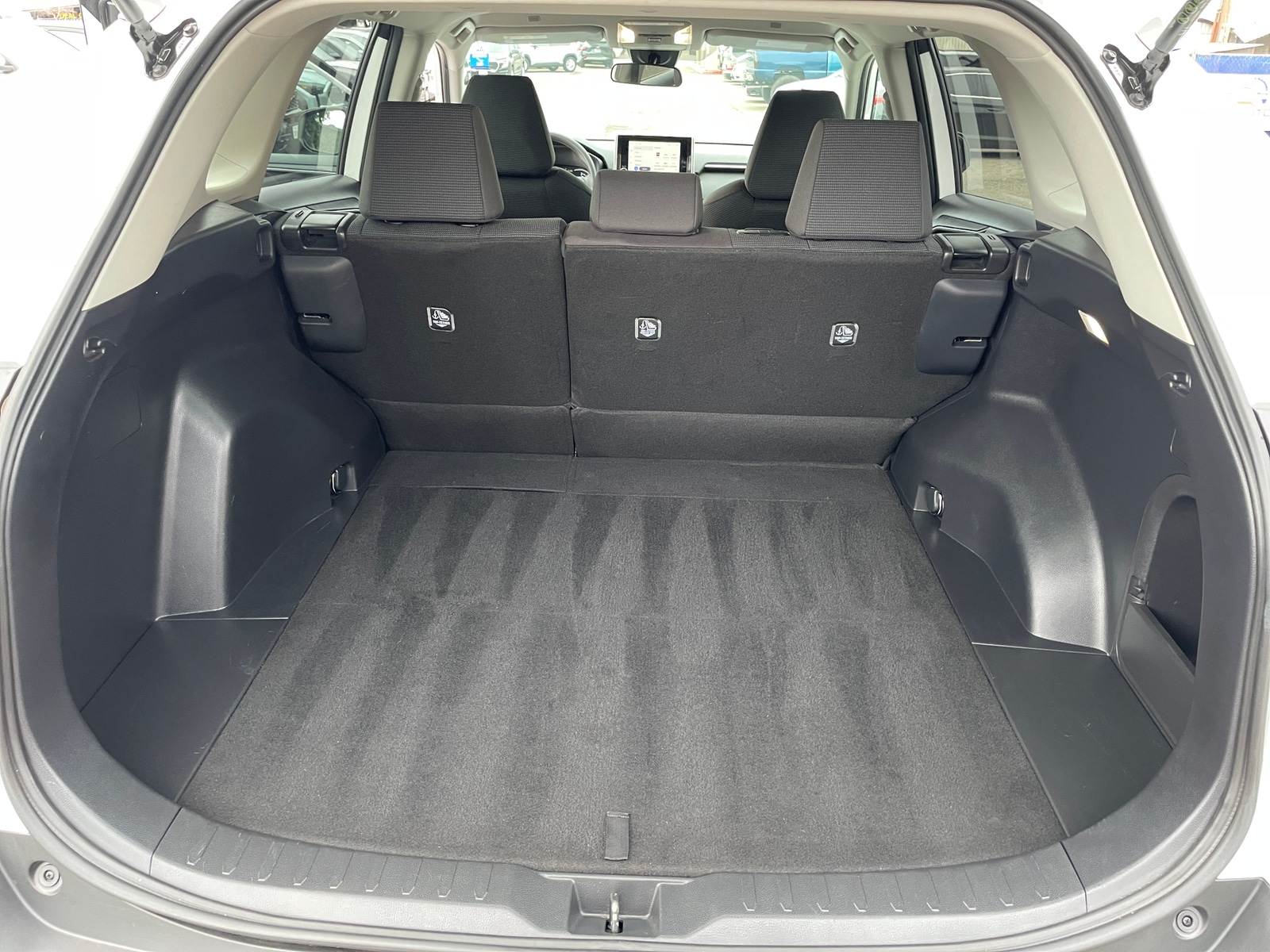 Thumbnail: 2025 Toyota RAV4 - 6