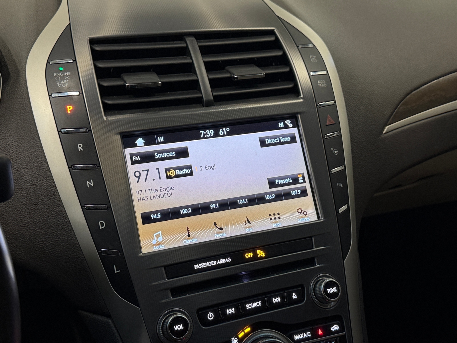 Thumbnail: 2018 Lincoln MKZ - 3