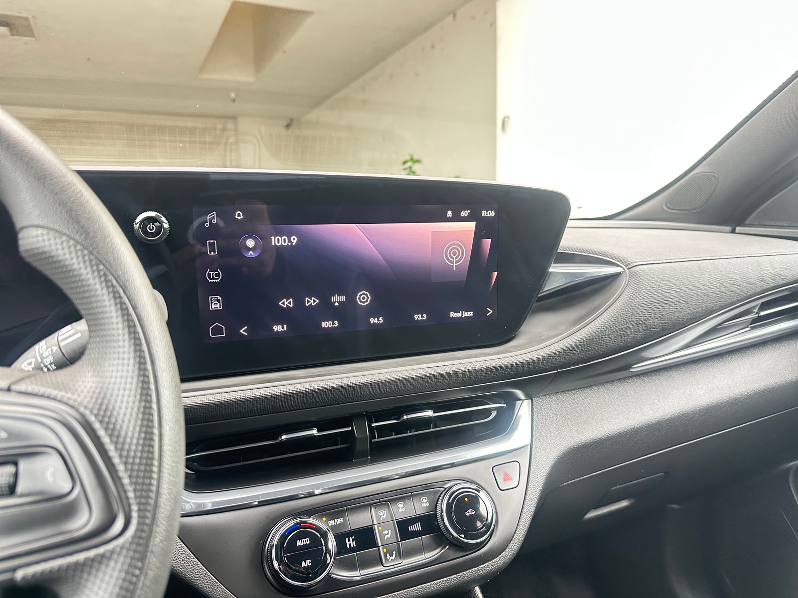 Thumbnail: 2025 Buick Envista - 4