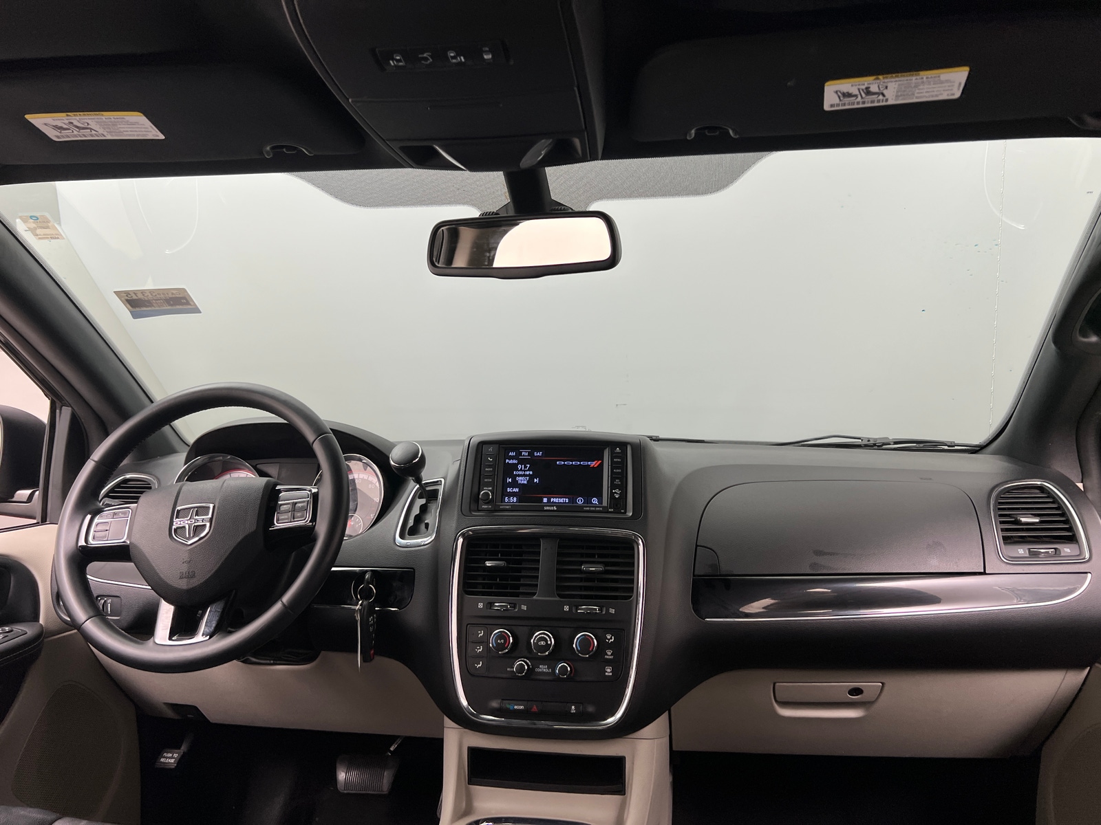 Thumbnail: 2019 Dodge Grand Caravan - 2