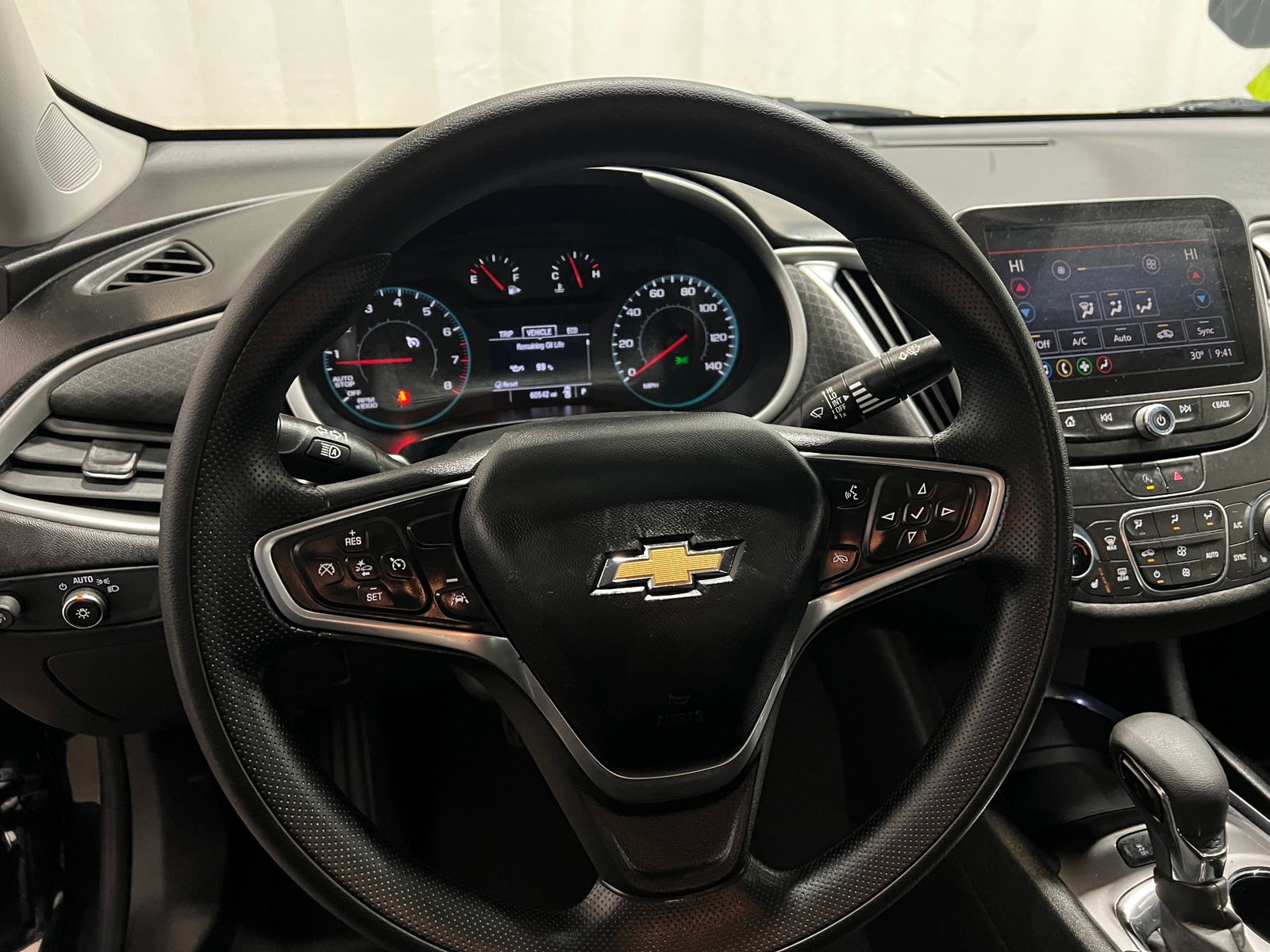 Thumbnail: 2023 Chevrolet Malibu - 5