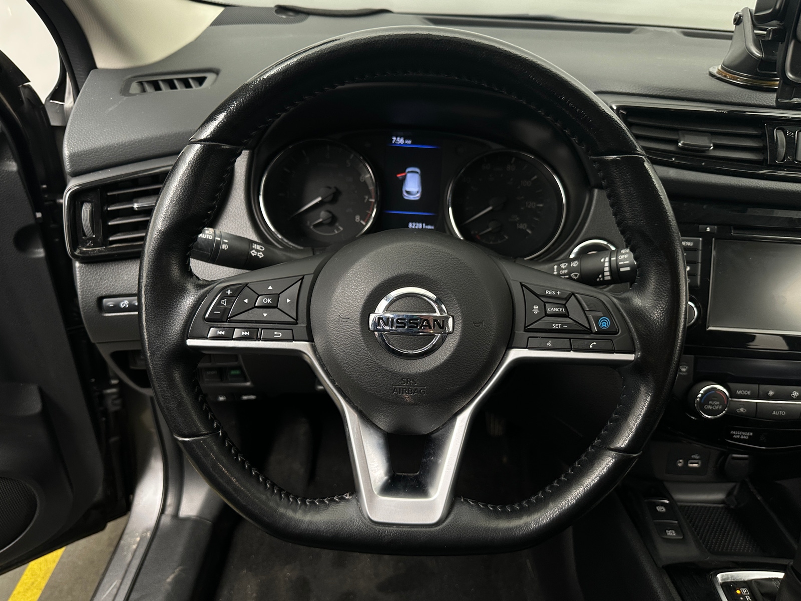 Thumbnail: 2021 Nissan Rogue Sport - 5