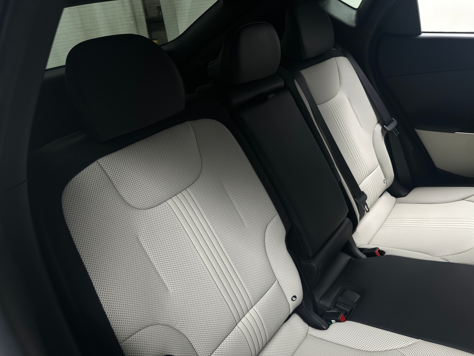 Thumbnail: 2023 Kia EV6 - 5