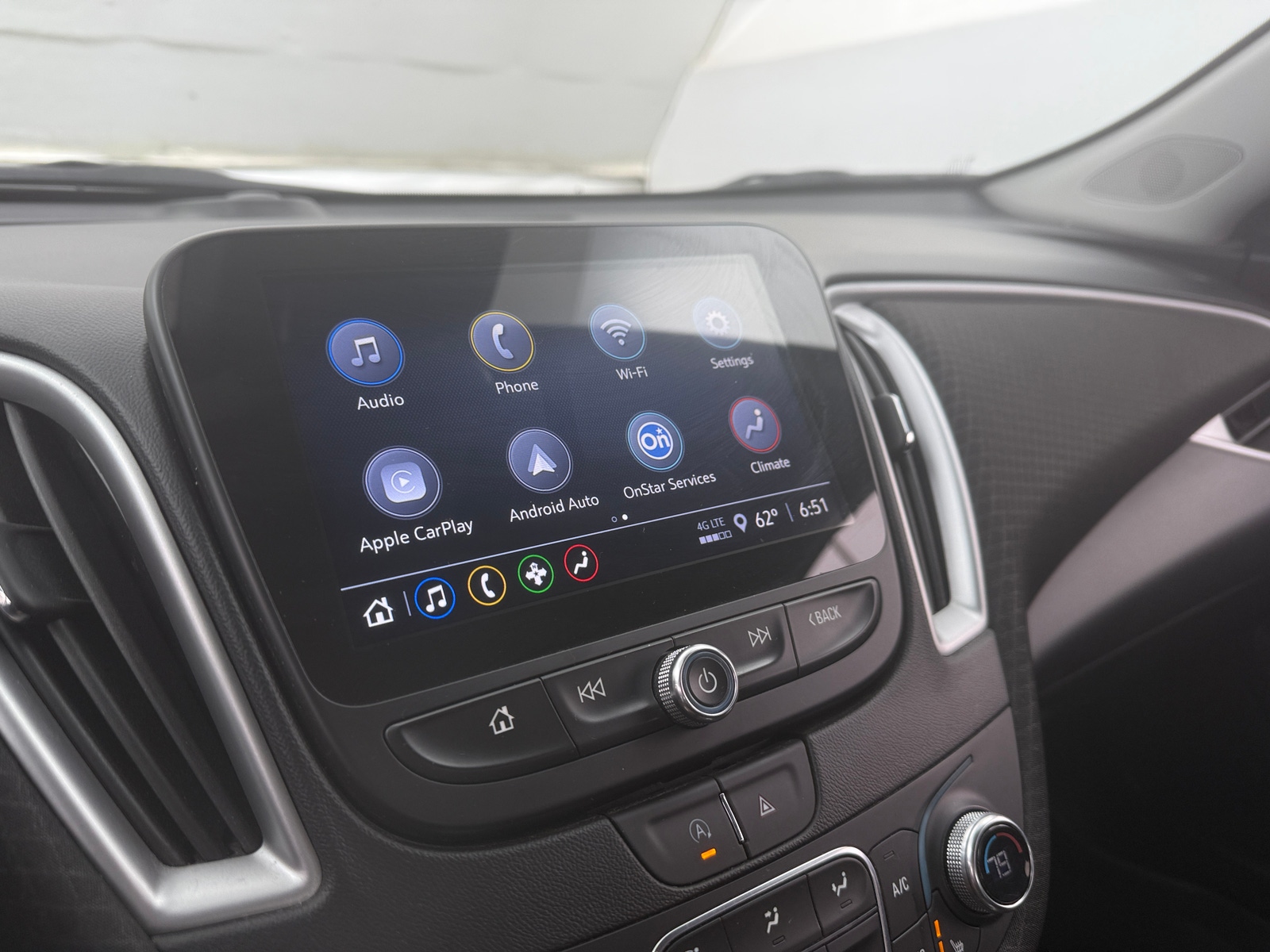 Thumbnail: 2024 Chevrolet Malibu - 4