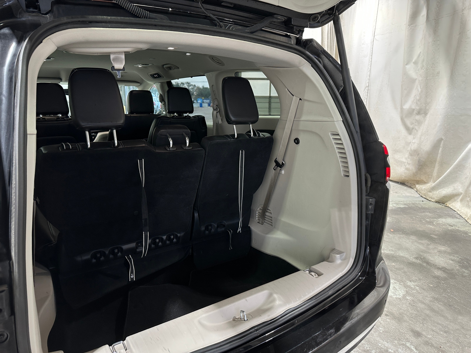 Thumbnail: 2024 Chrysler Pacifica - 6