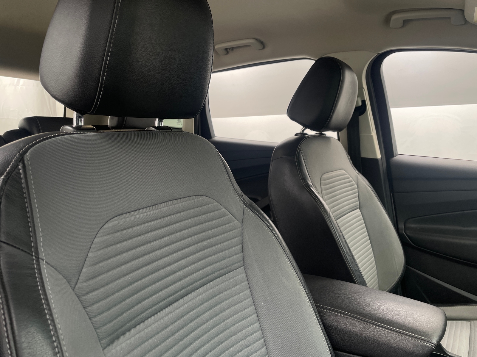 Thumbnail: 2017 Ford Escape - 2