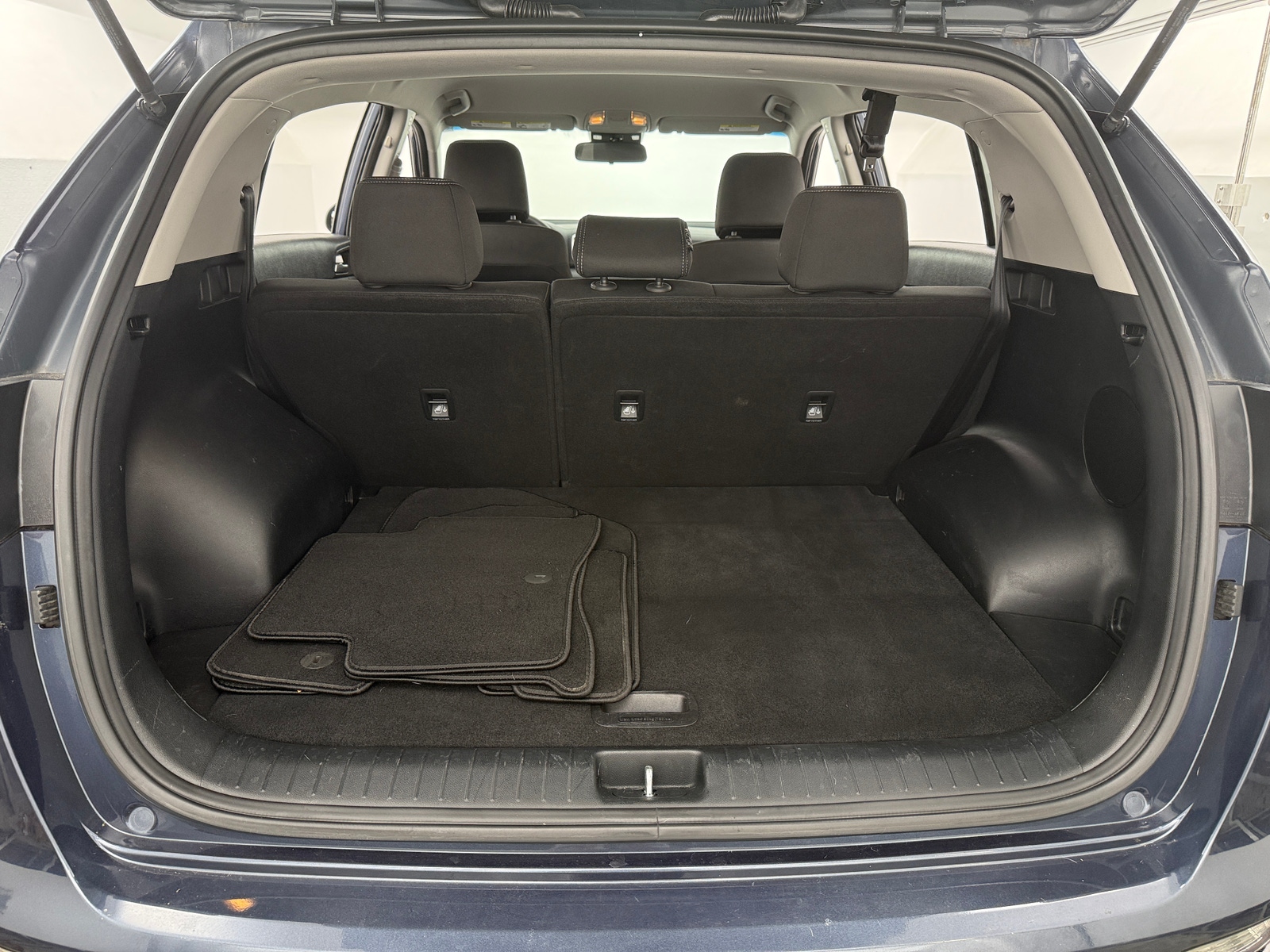 Thumbnail: 2020 Kia Sportage - 7