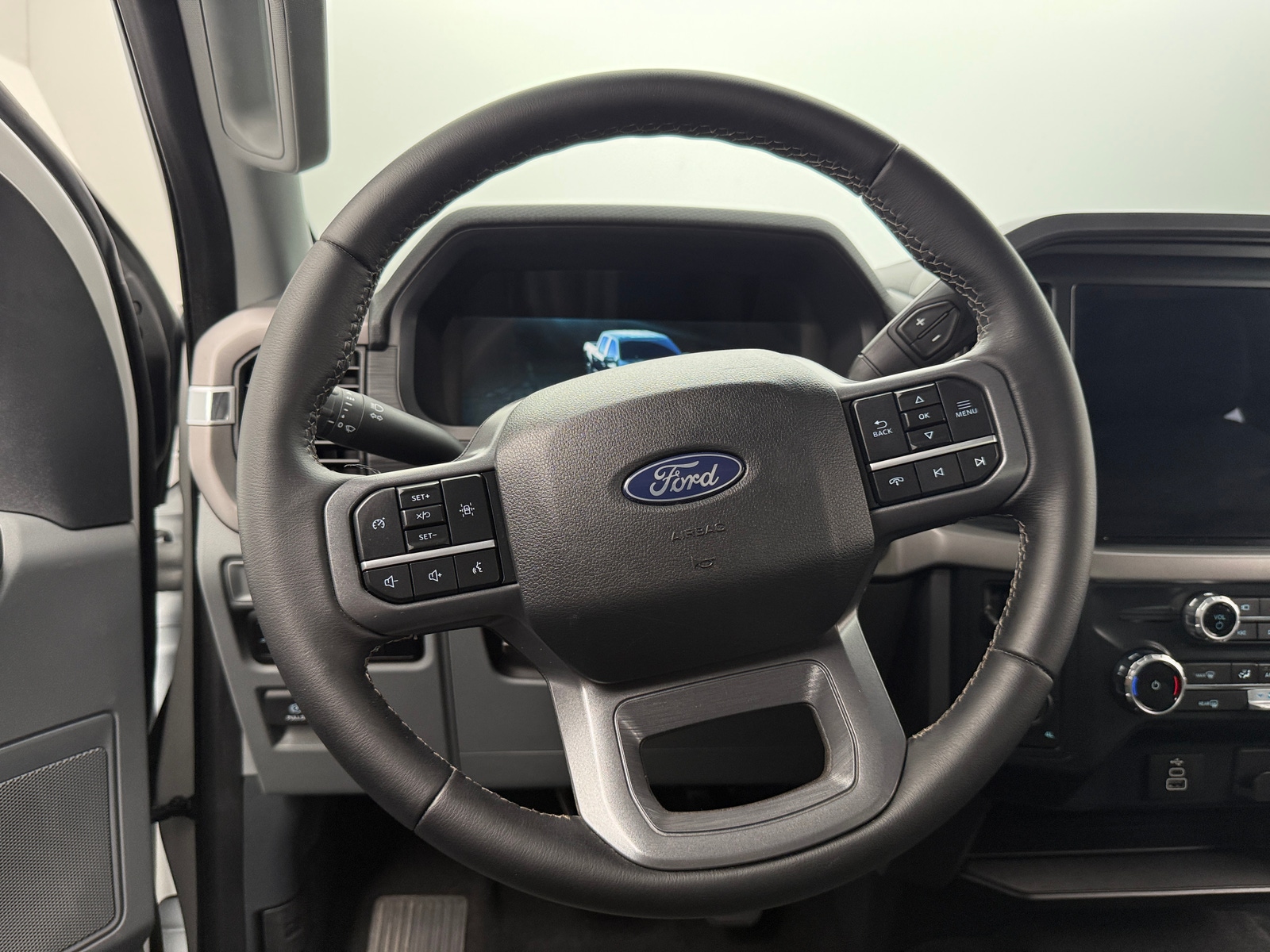 Thumbnail: 2025 Ford Econoline - 5