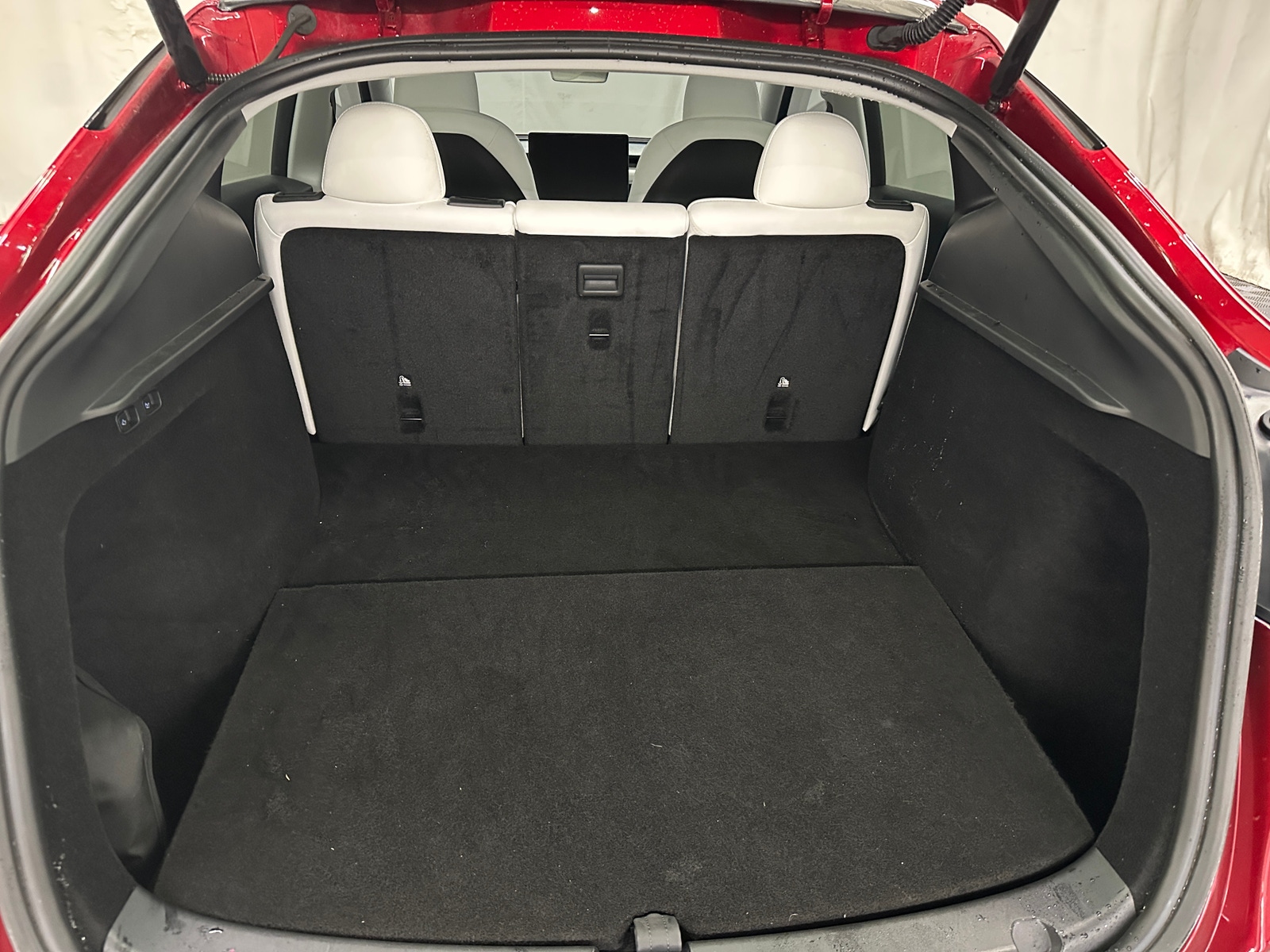 Thumbnail: 2024 Tesla Model Y - 6