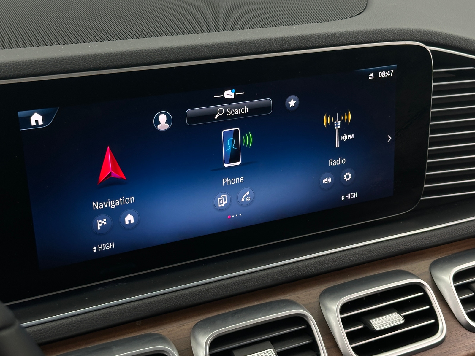 Thumbnail: 2025 Mercedes-Benz GLE - 3