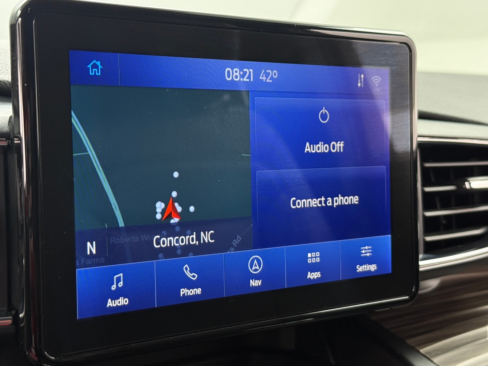 Thumbnail: 2020 Ford Explorer - 3