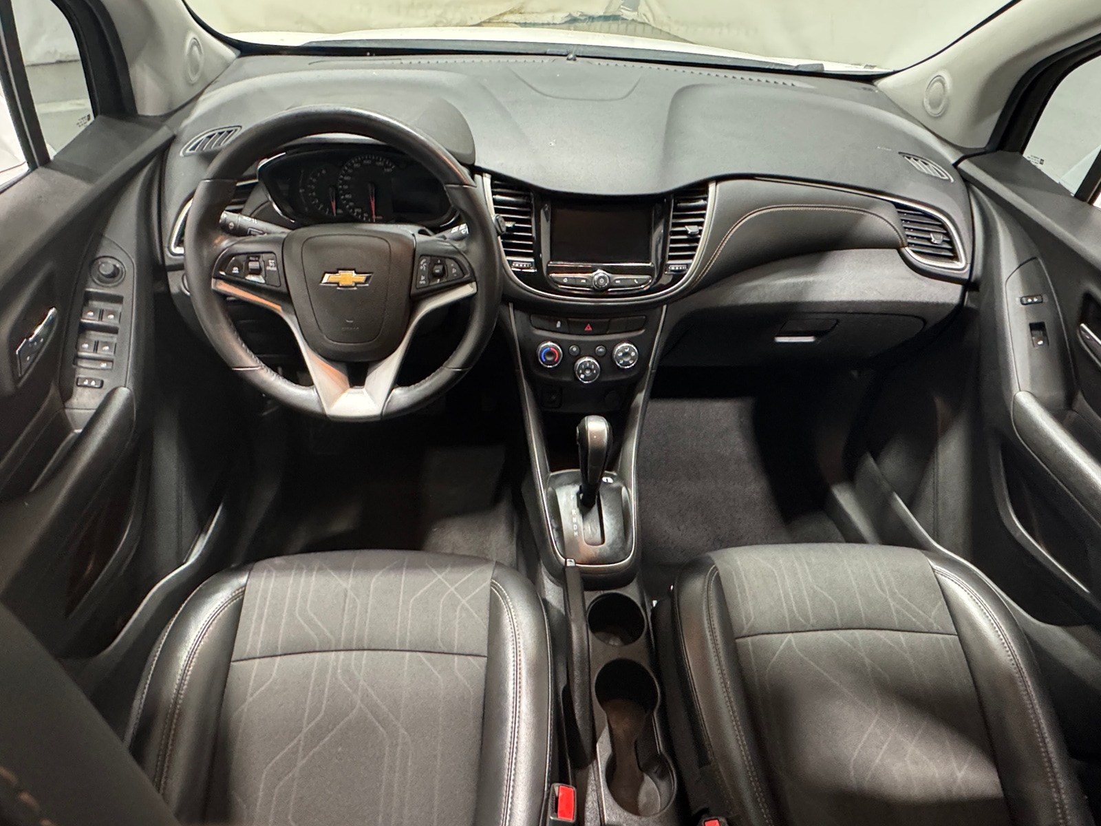 Thumbnail: 2019 Chevrolet Trax - 3