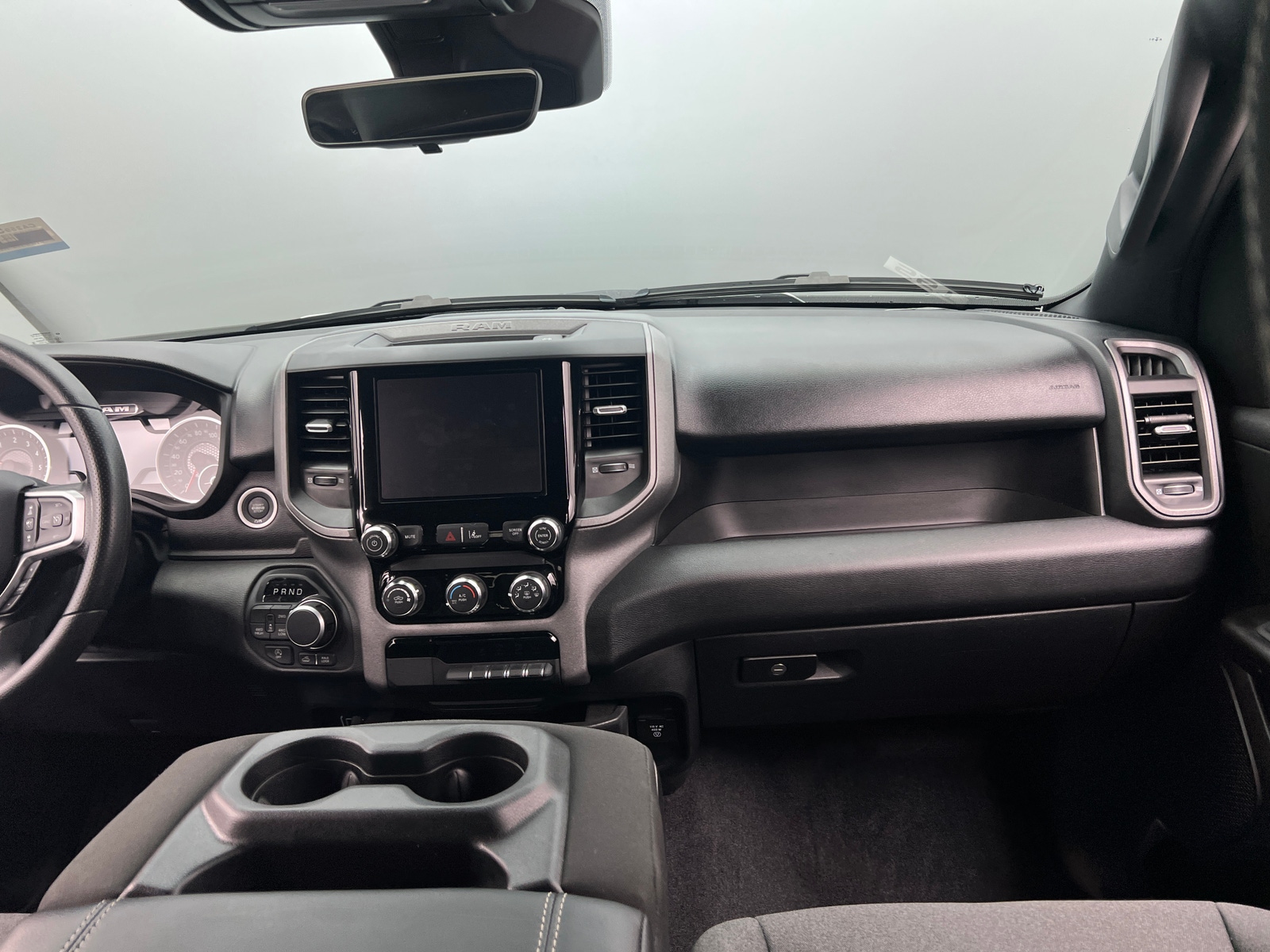 Thumbnail: 2025 RAM 1500 - 3