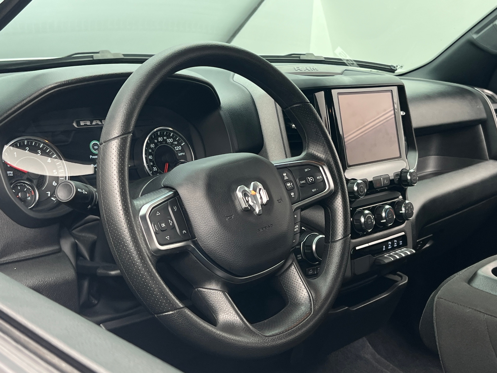 Thumbnail: 2025 RAM 1500 - 5