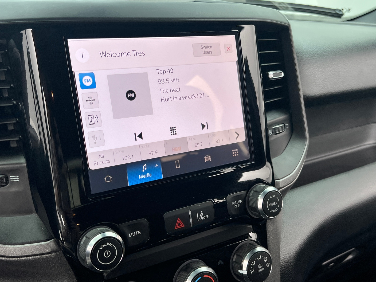 Thumbnail: 2025 RAM 1500 - 4