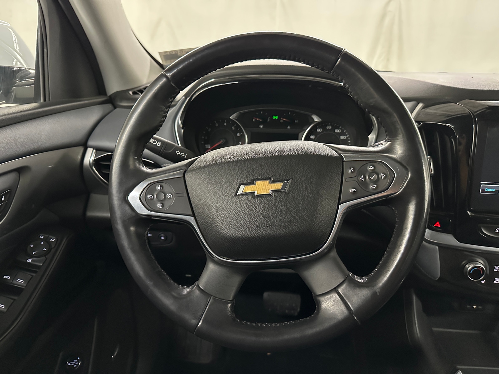 Thumbnail: 2018 Chevrolet Traverse - 4