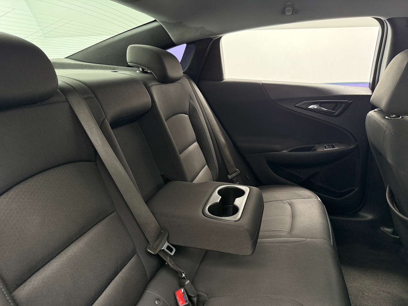 Thumbnail: 2021 Chevrolet Malibu - 6