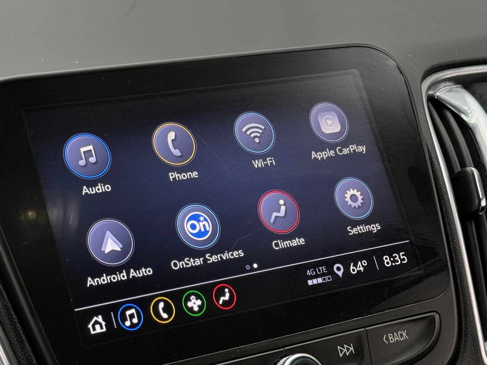 Thumbnail: 2021 Chevrolet Malibu - 4