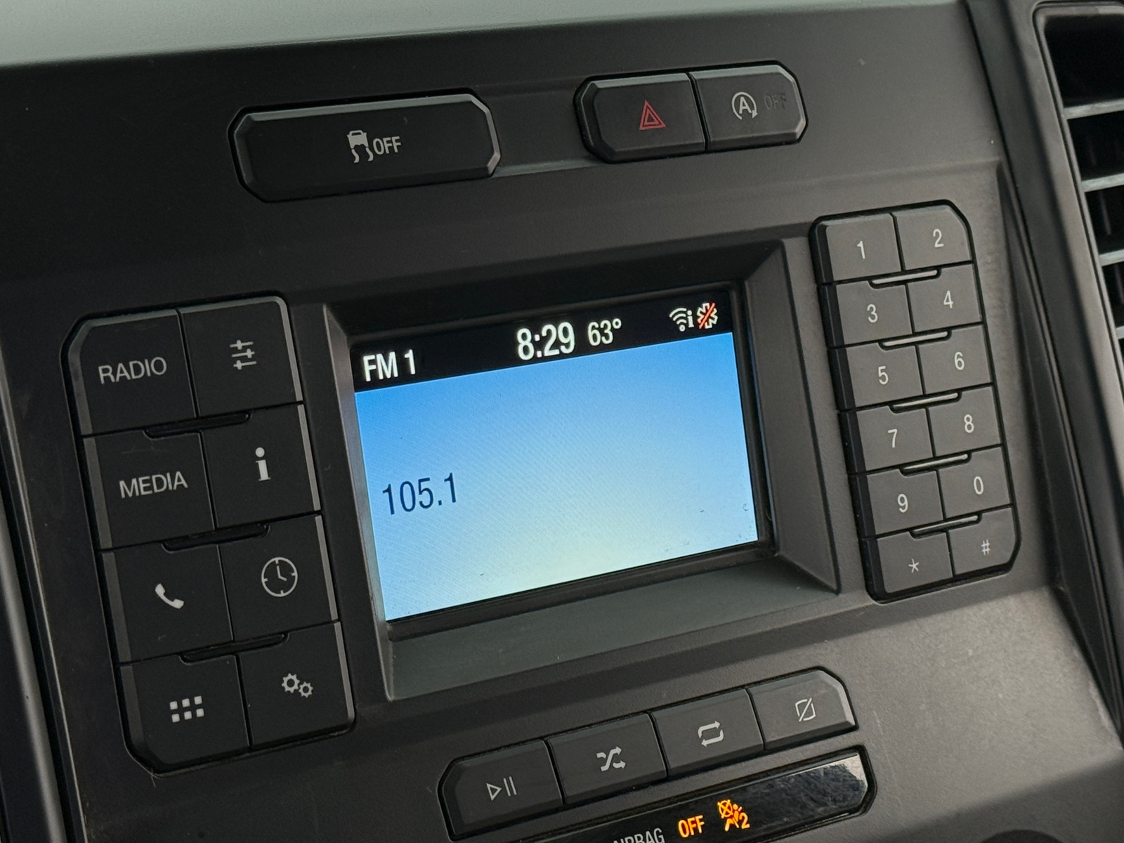 Thumbnail: 2020 Ford Econoline - 3