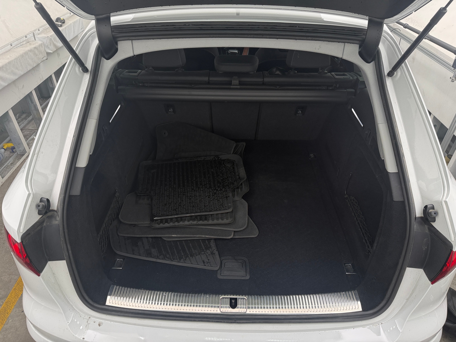 Thumbnail: 2021 Audi A4 - 6