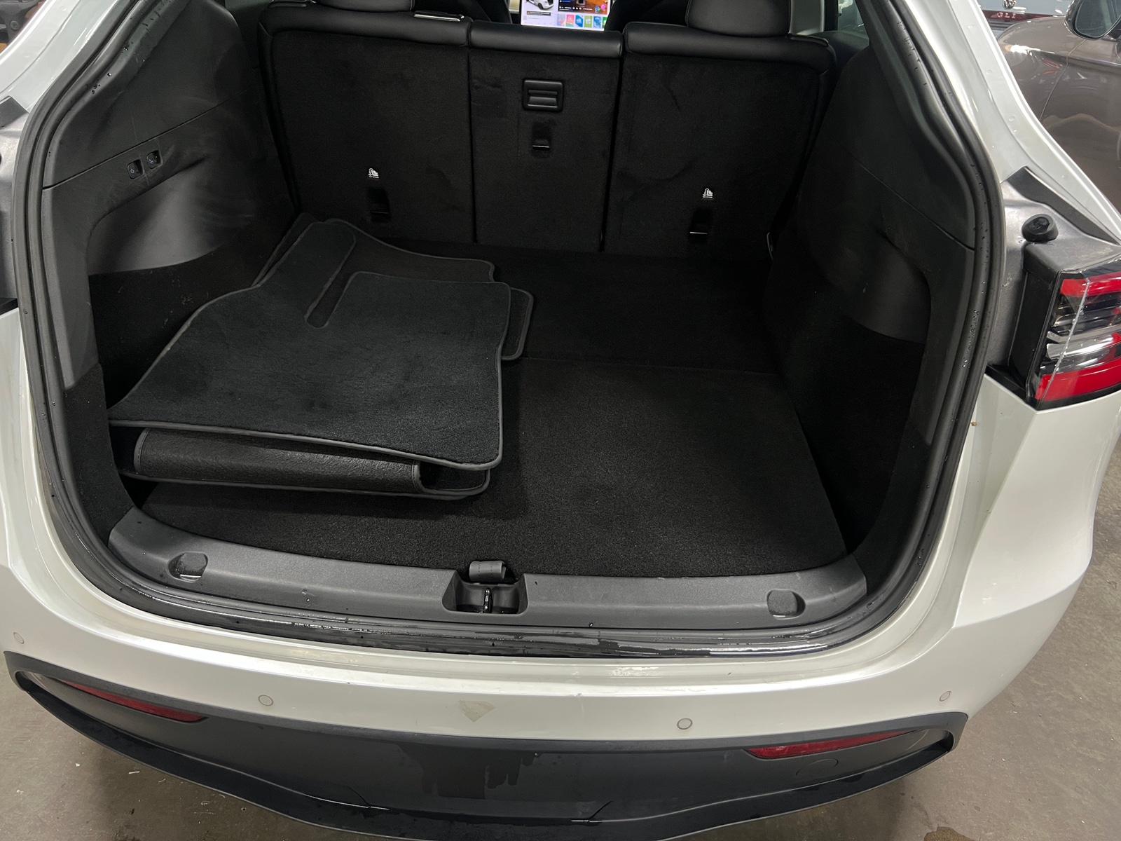 Thumbnail: 2021 Tesla Model Y - 6