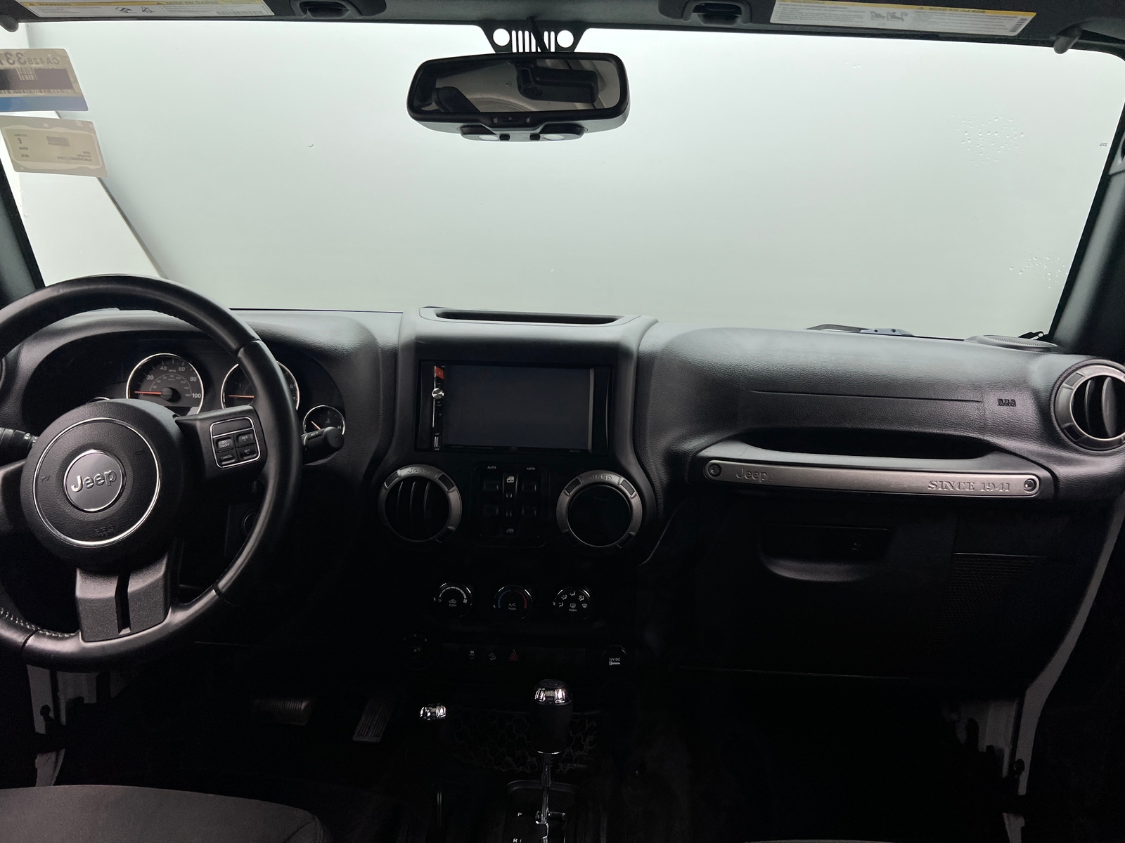 Thumbnail: 2015 Jeep Wrangler - 3