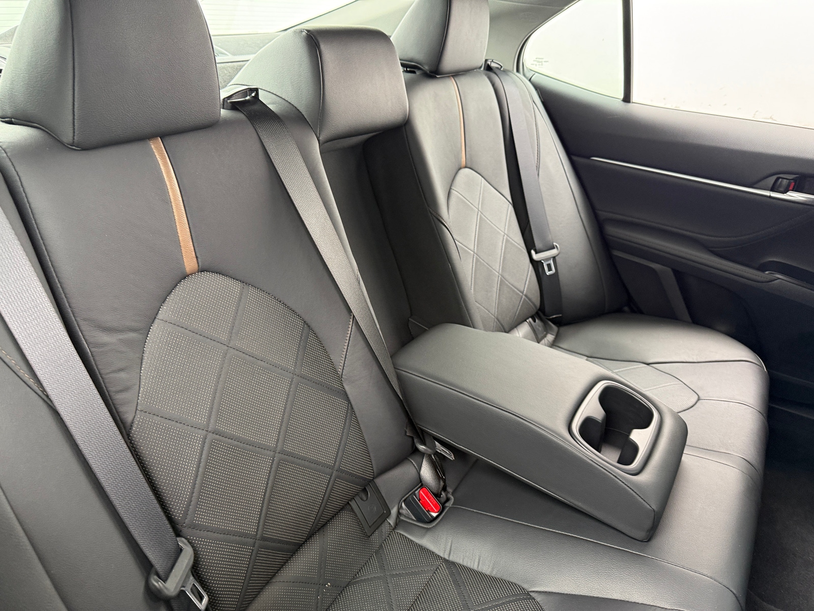 Thumbnail: 2018 Toyota Camry - 5