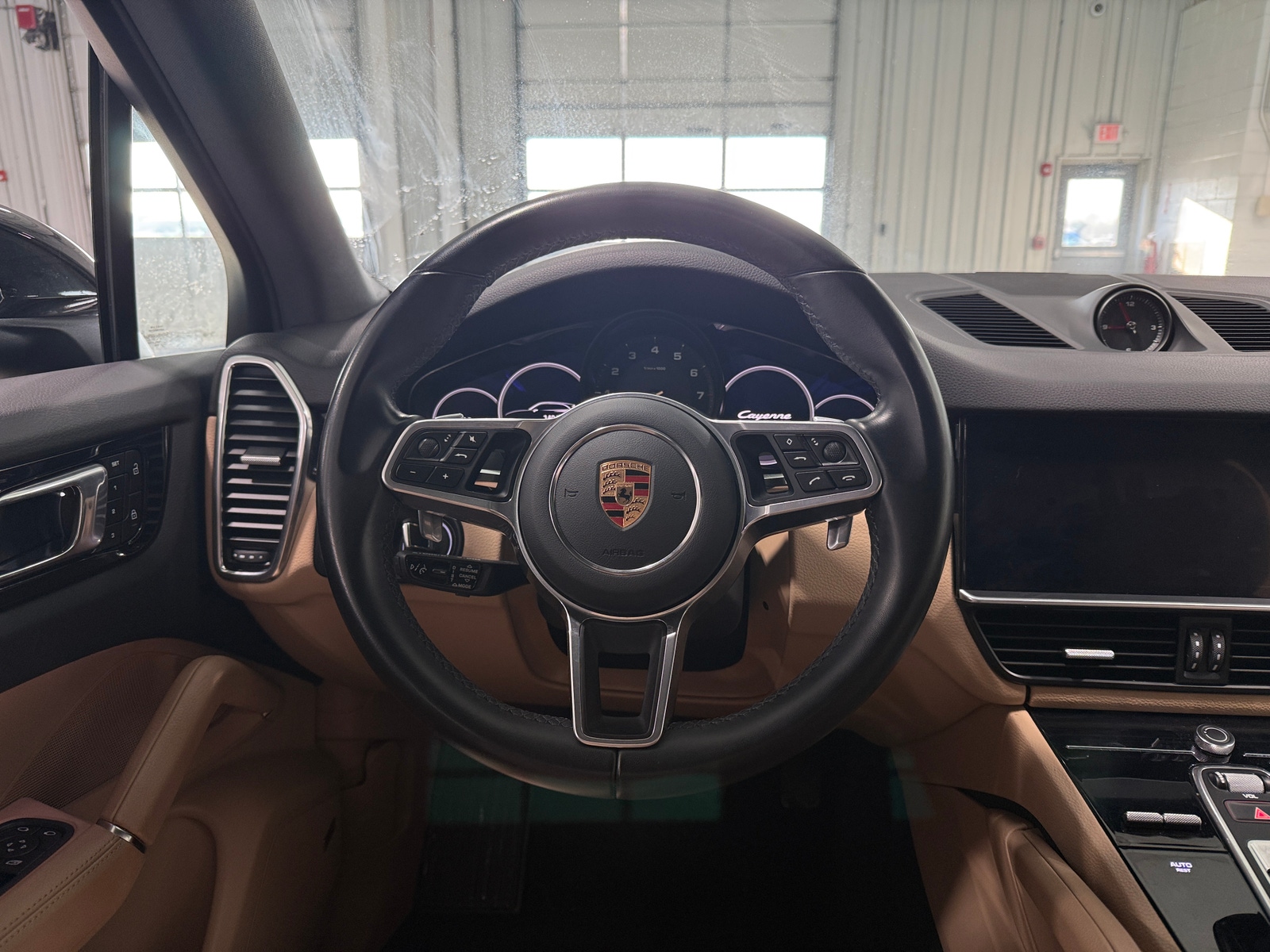 Thumbnail: 2023 Porsche Cayenne - 4