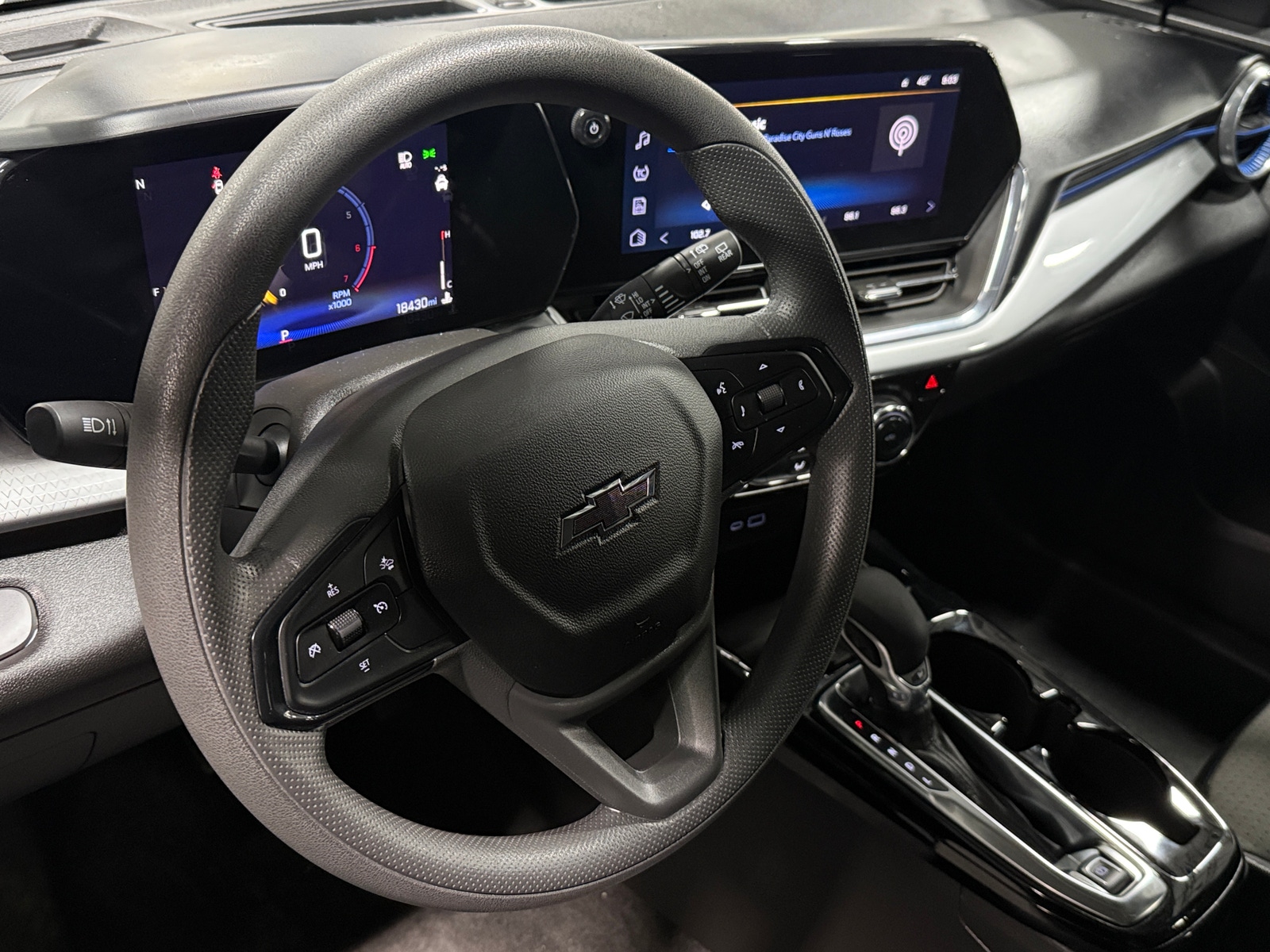 Thumbnail: 2025 Chevrolet Trax - 5