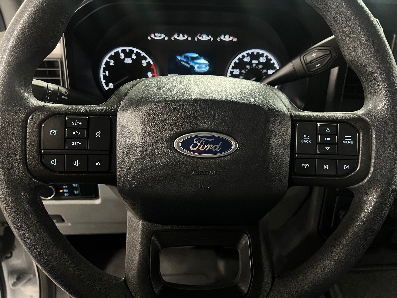 Thumbnail: 2023 Ford Econoline - 5