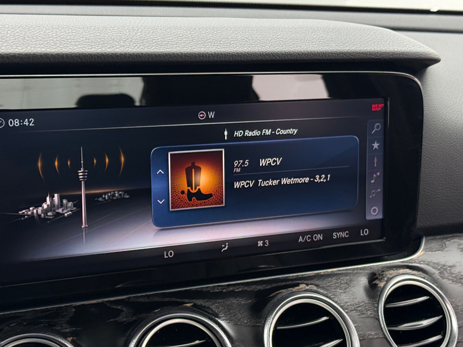 Thumbnail: 2018 Mercedes-Benz E-Class - 3