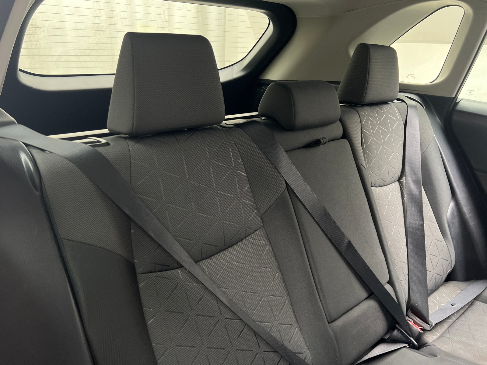 Thumbnail: 2021 Toyota RAV4 - 6