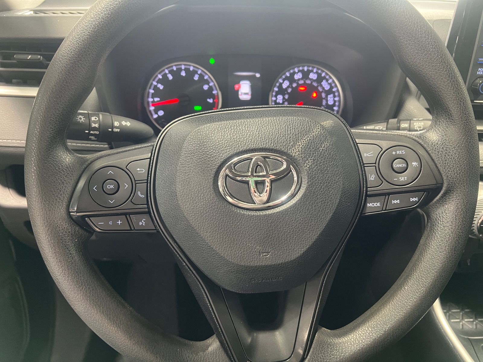 Thumbnail: 2021 Toyota RAV4 - 5