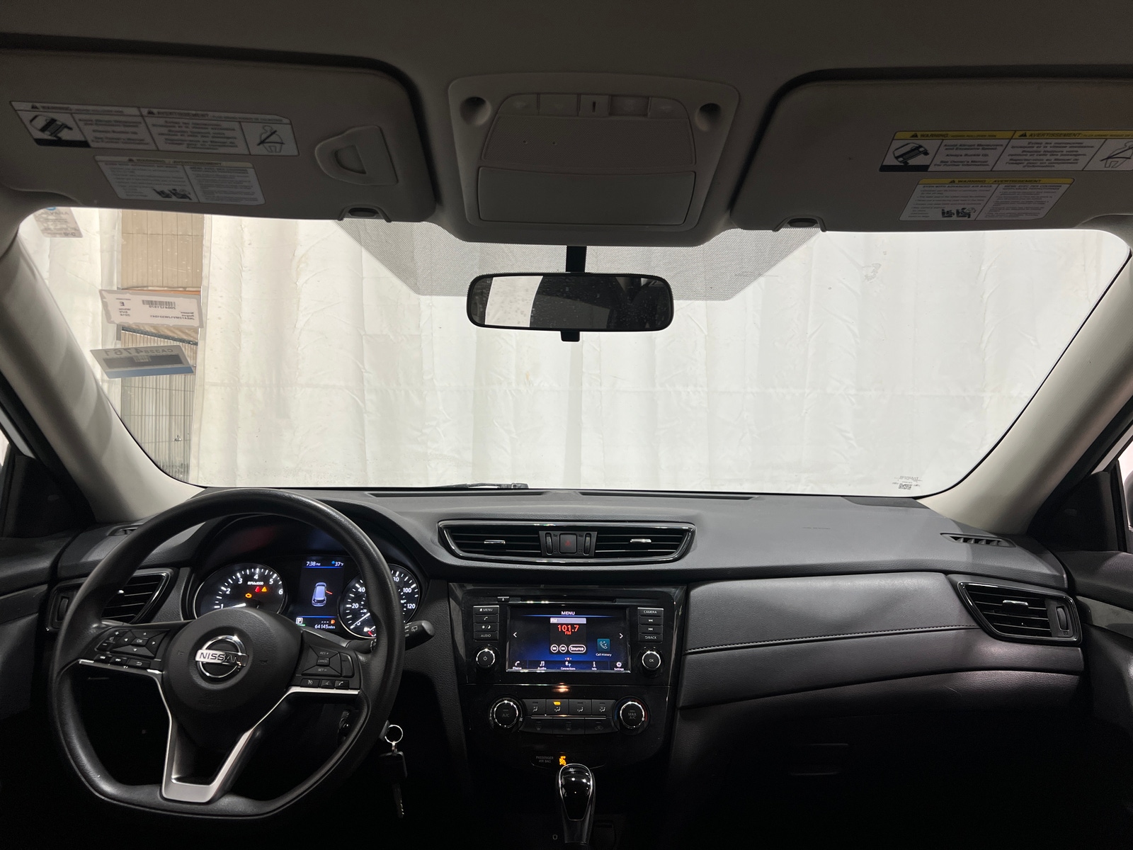 Thumbnail: 2018 Nissan Rogue - 3