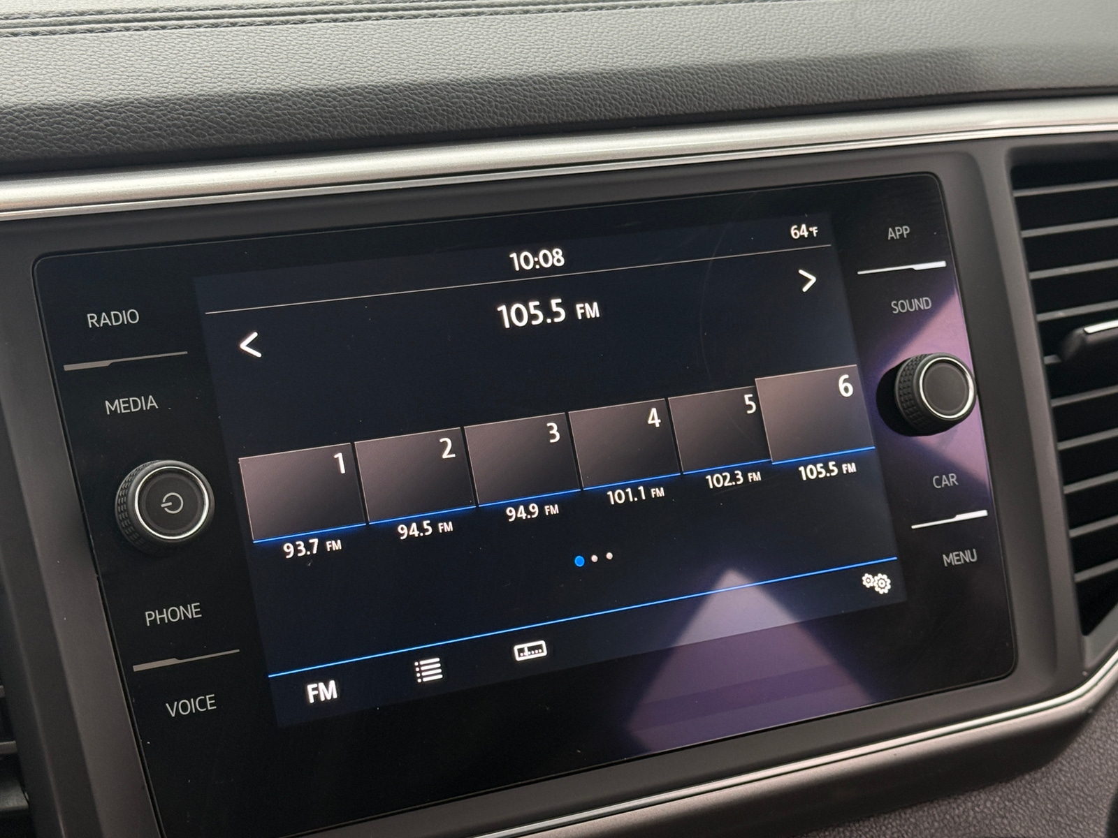 Thumbnail: 2019 Volkswagen Atlas - 3