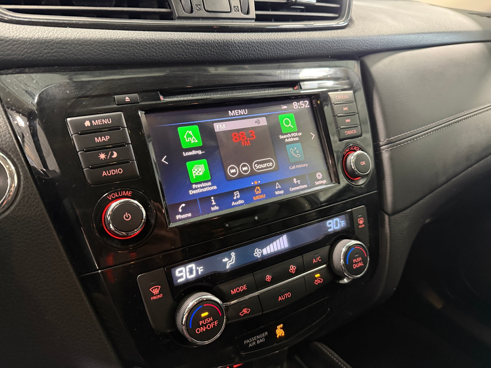 Thumbnail: 2018 Nissan Rogue - 3