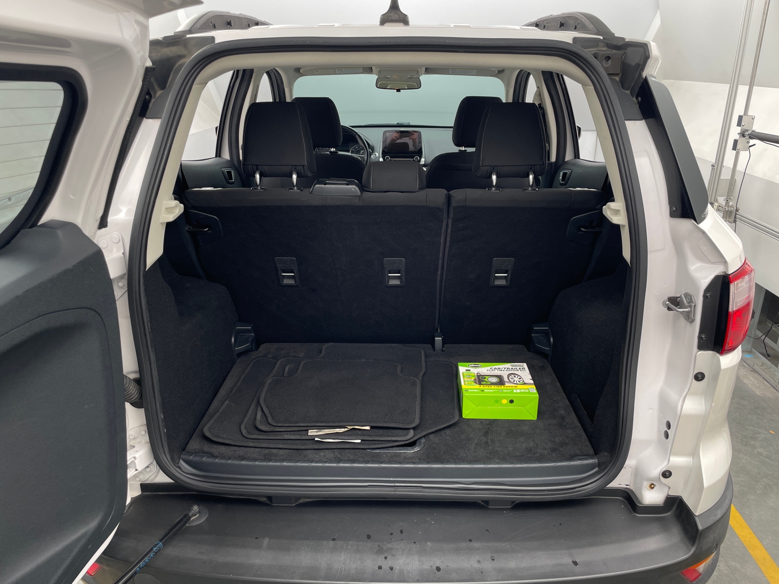 Thumbnail: 2018 Ford EcoSport - 7