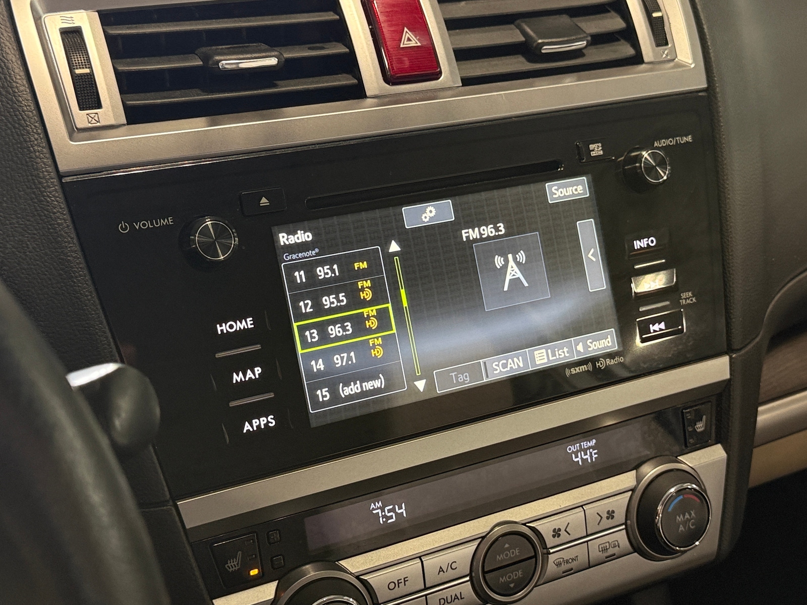 Thumbnail: 2016 Subaru Legacy - 3